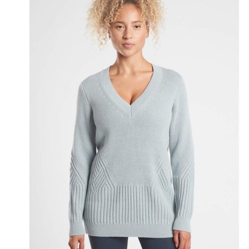 NWT Athleta Teton Sweater, Voyage Gray, Sz Medium
